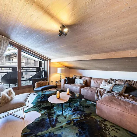 Stallion D - Pieces 164 Megeve